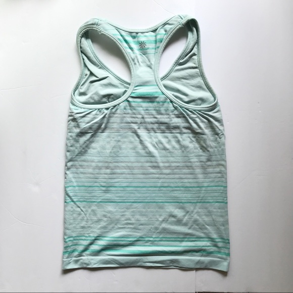 [GUC] Athleta Active Tank Tops lot SIZE M - Picture 4 of 8